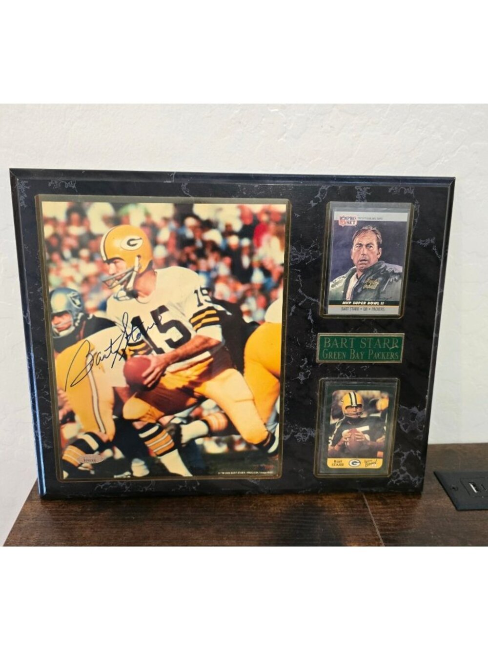 Bart Starr Autographed Green Bay Packers 8x10 Photo With NFL Cards & COA